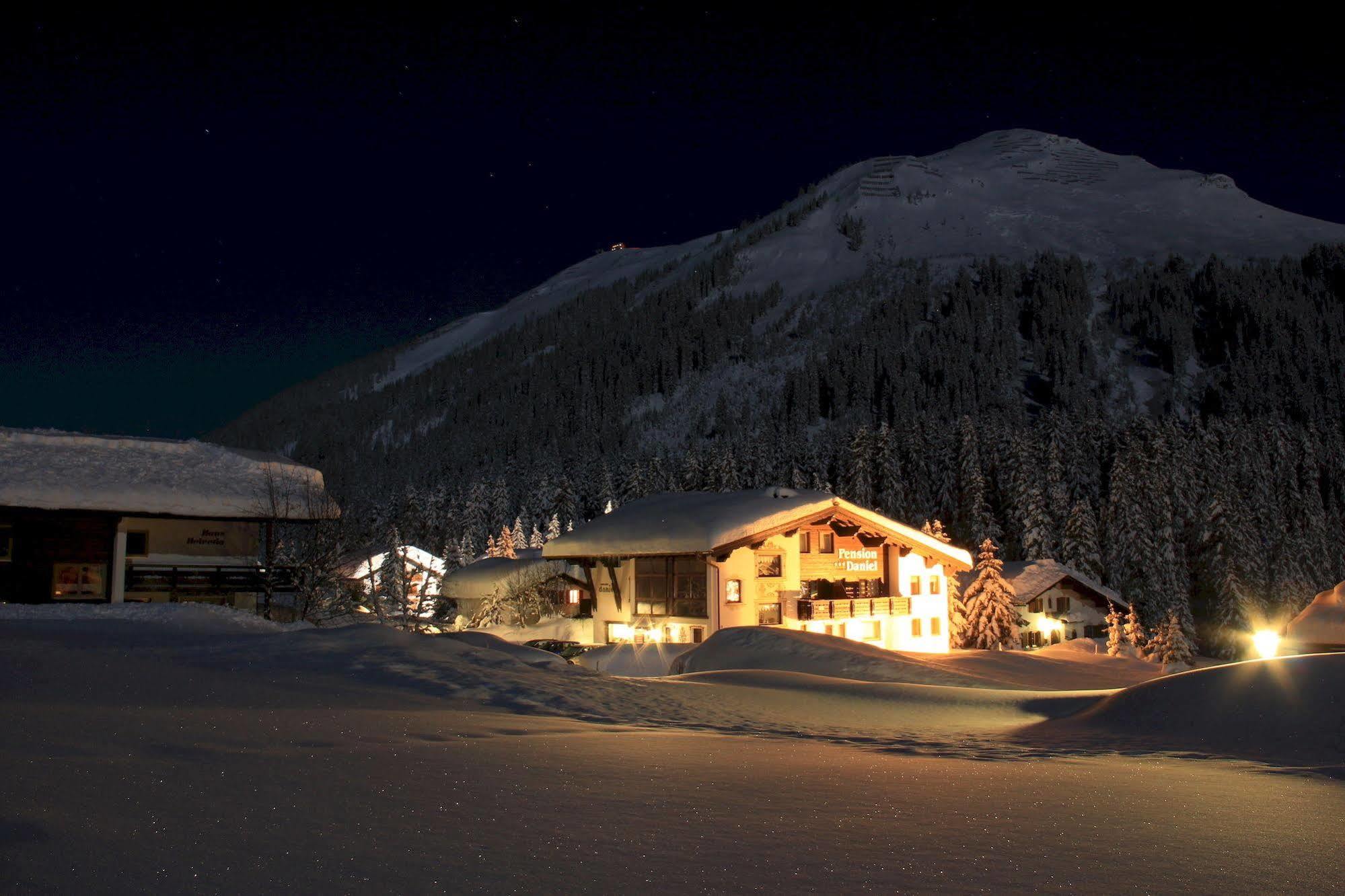 Pension Daniel Lech am Arlberg Bagian luar foto